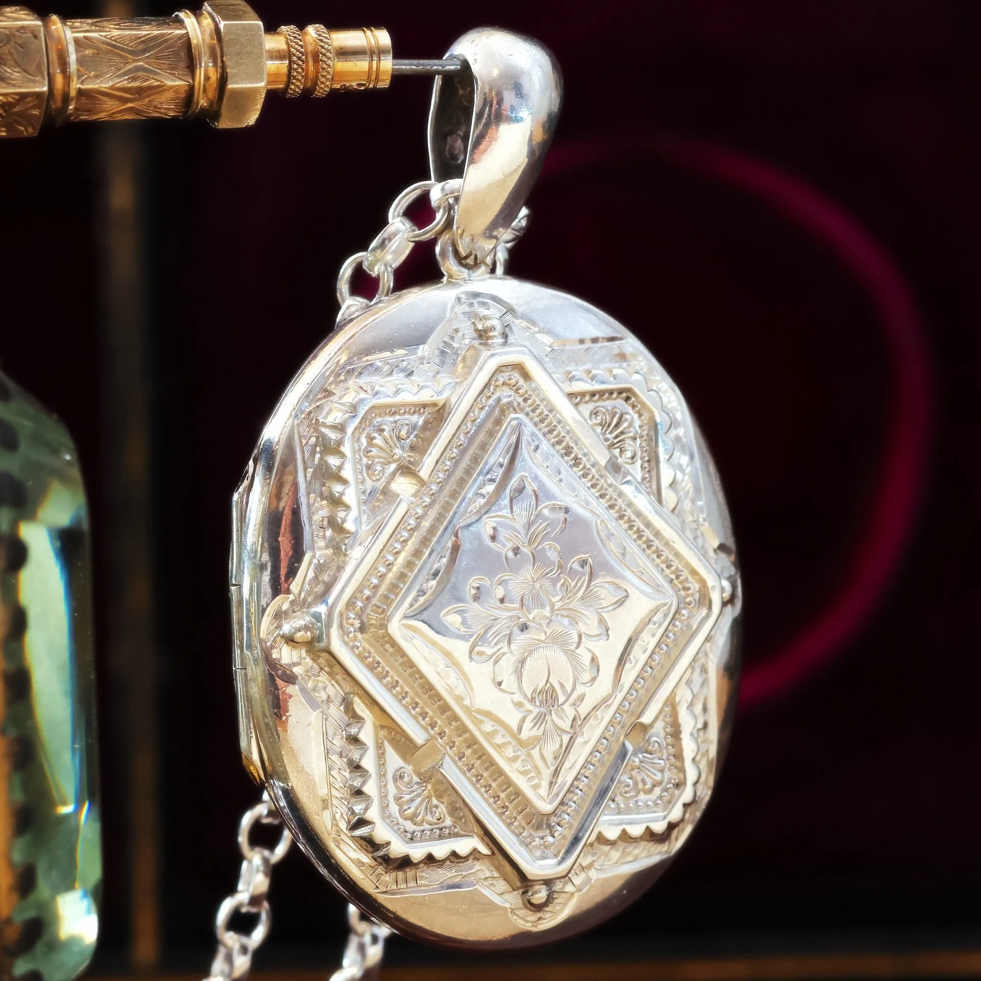Date 1880 Victorian Silver Locket & Chain