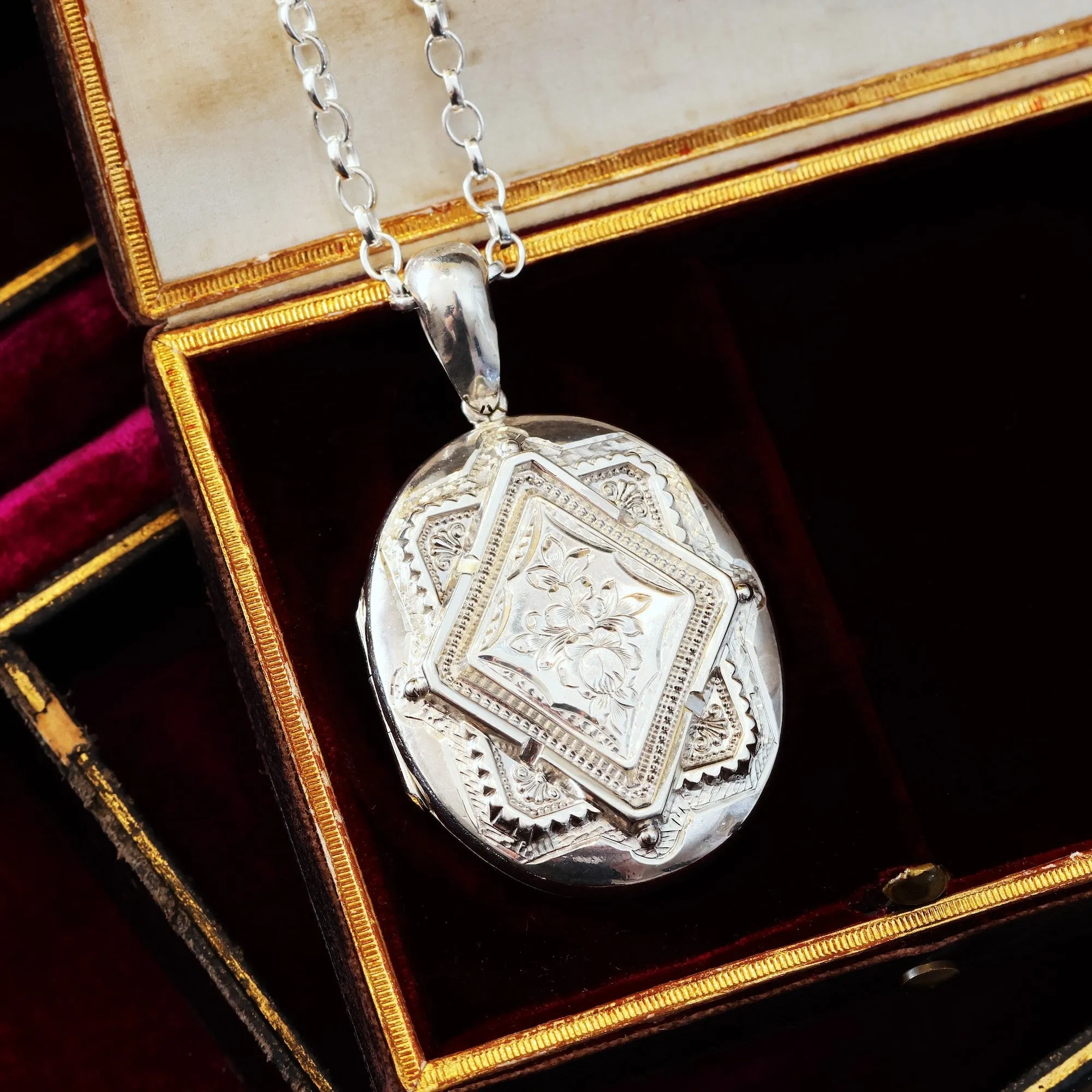 Date 1880 Victorian Silver Locket & Chain