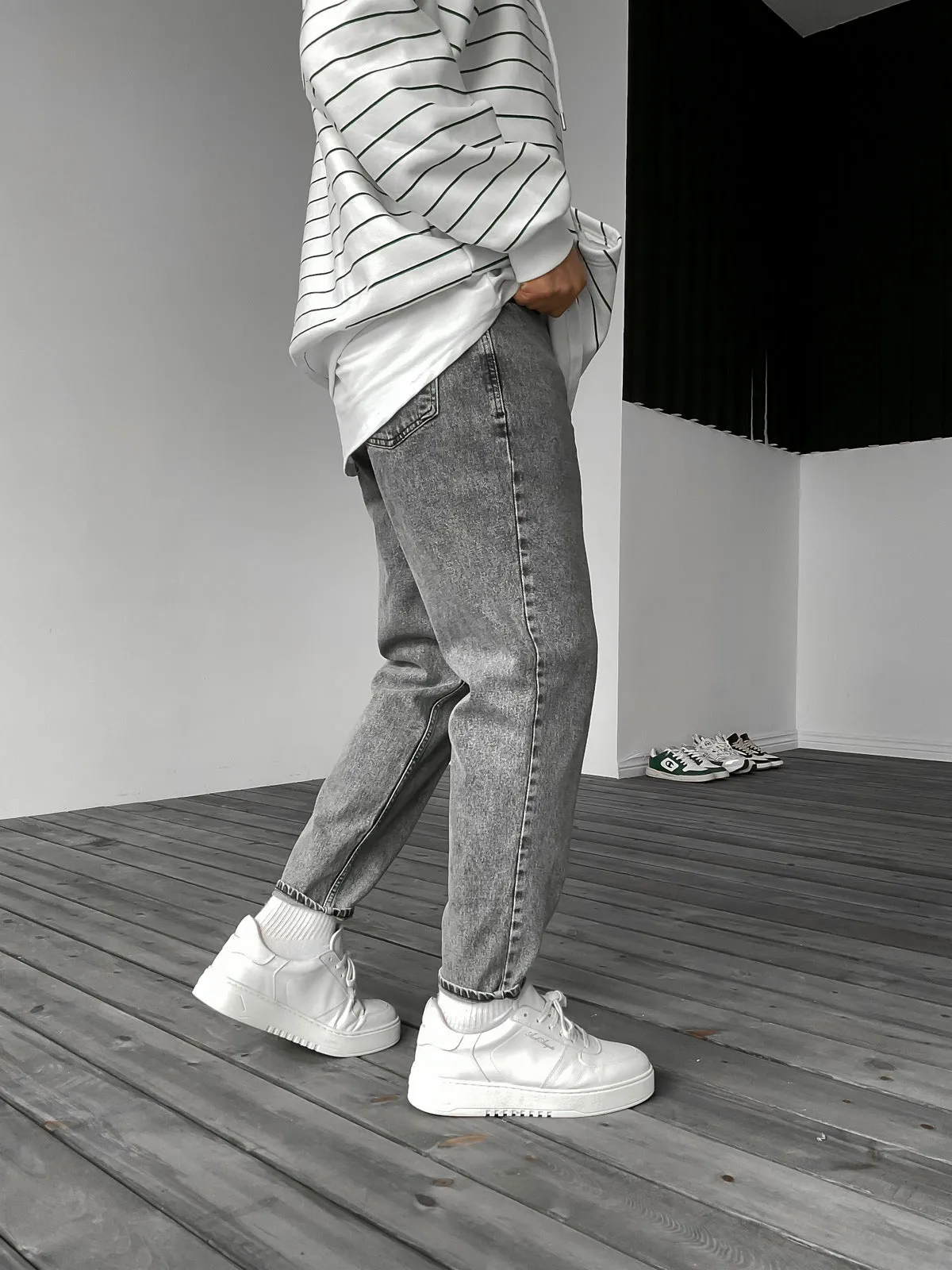 Gray Boyfriend Jeans BB6163