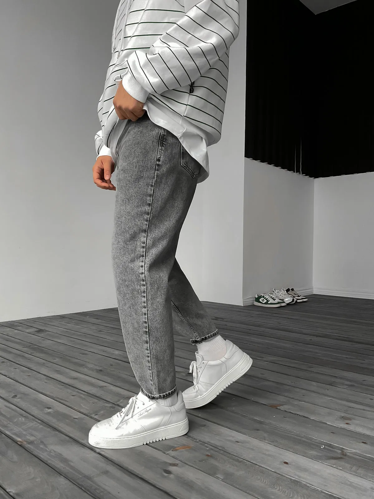 Gray Boyfriend Jeans BB6163