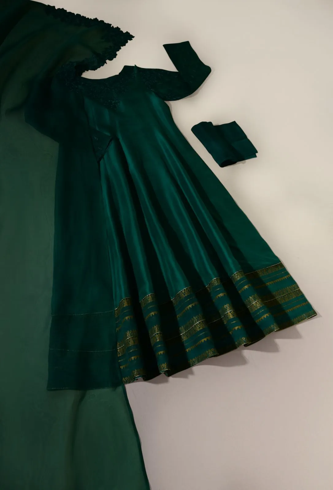 Nighaar Poison Green