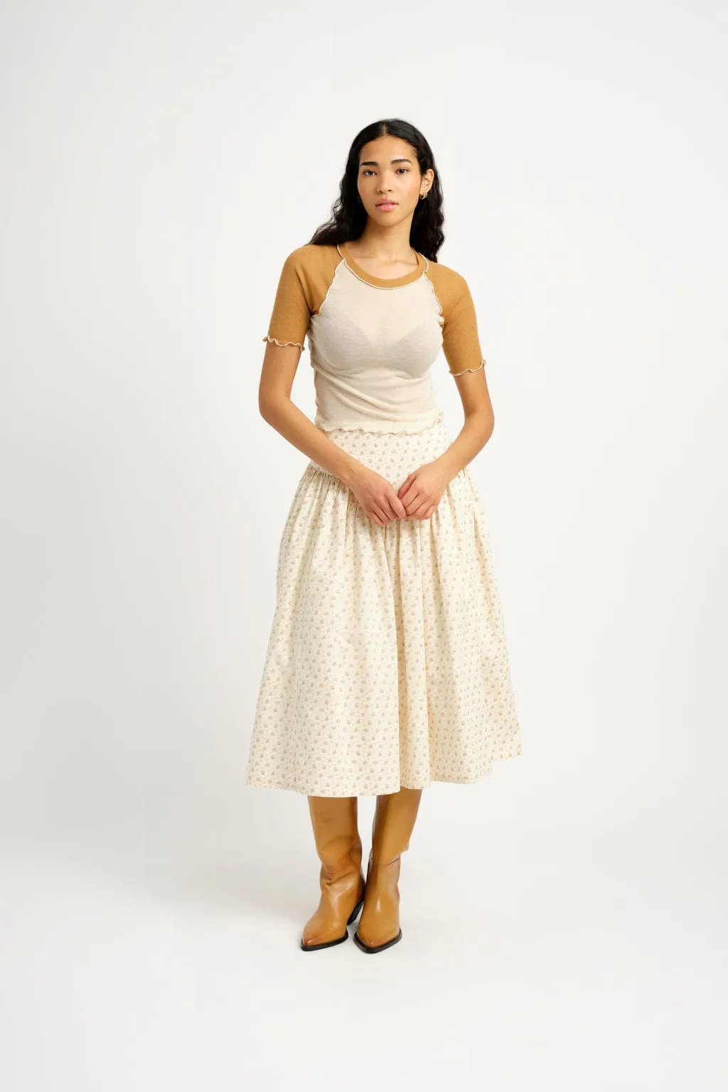 Ruth Tee Off White Camel